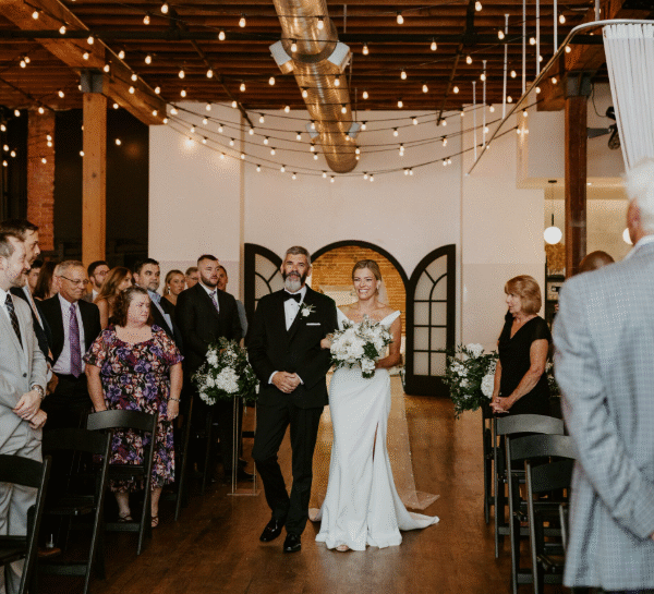 How to Make Your Wedding Venue Stand Out With a Touch of Elegance