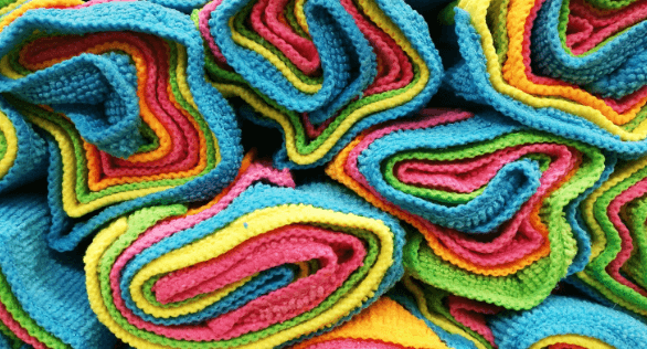 Why Understanding Microfiber Cleaning Cloth Uses Matters for Modern Home Cleaning